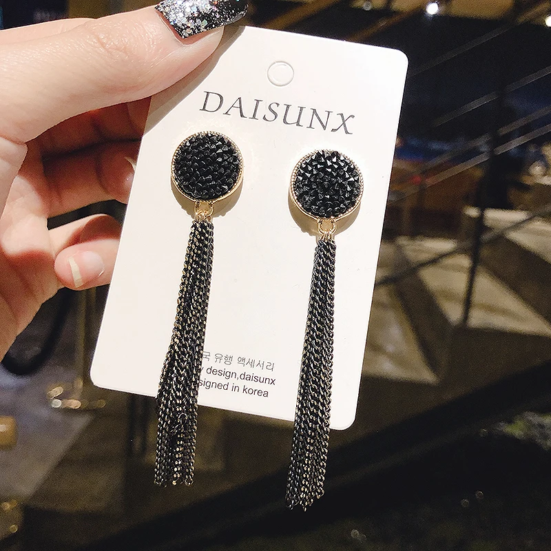 S925 Silver Ear needle Vintage Round Crystal Stud Earrings For Women Classic Long Tassel Earring Fashion Brand Jewelry
S925 Silver Ear needle Vintage Round Crystal Stud Earrings For Women Classic Long Tassel Earring Fashion Brand Jewelry