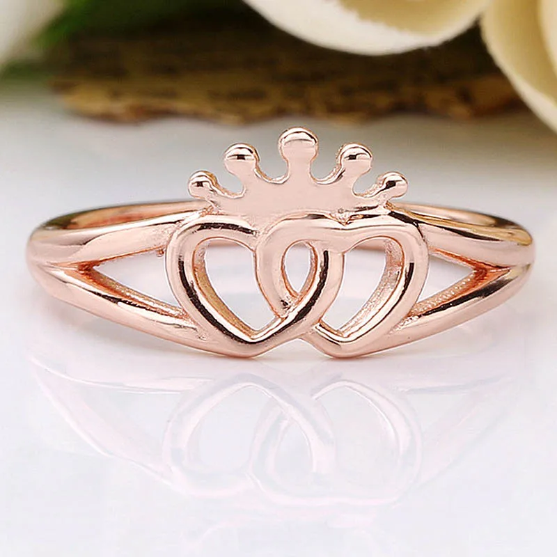 Original Rose Interlocked Crowned Hearts Rings For Women 925 Sterling Silver Ring Wedding Party Gift Europe Jewelry
Original Rose Interlocked Crowned Hearts Rings For Women 925 Sterling Silver Ring Wedding Party Gift Europe Jewelry