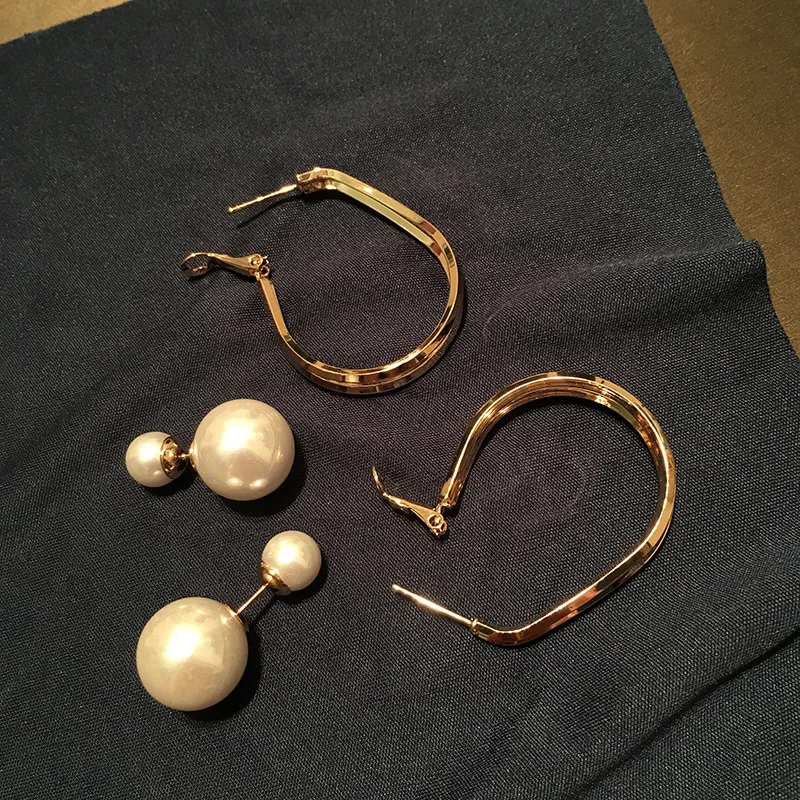 Special-shaped pearl retro style simple stud earrings irregular one more pearl earrings
Special-shaped pearl retro style simple stud earrings irregular one more pearl earrings