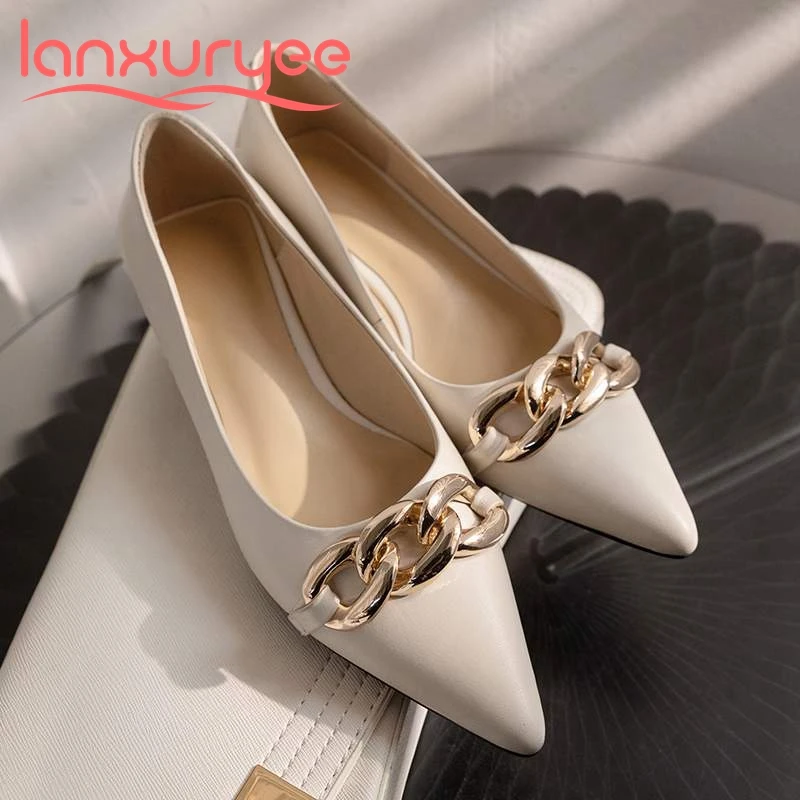 Туфли Lanxuryee ручной работы большого размера 40, выразительные туфли на тонком каблуке, натуральная коровья кожа, заостренный носок, цепочка, у...
Туфли Lanxuryee ручной работы большого размера 40, выразительные туфли на тонком каблуке, натуральная коровья кожа, заостренный носок, цепочка, у...