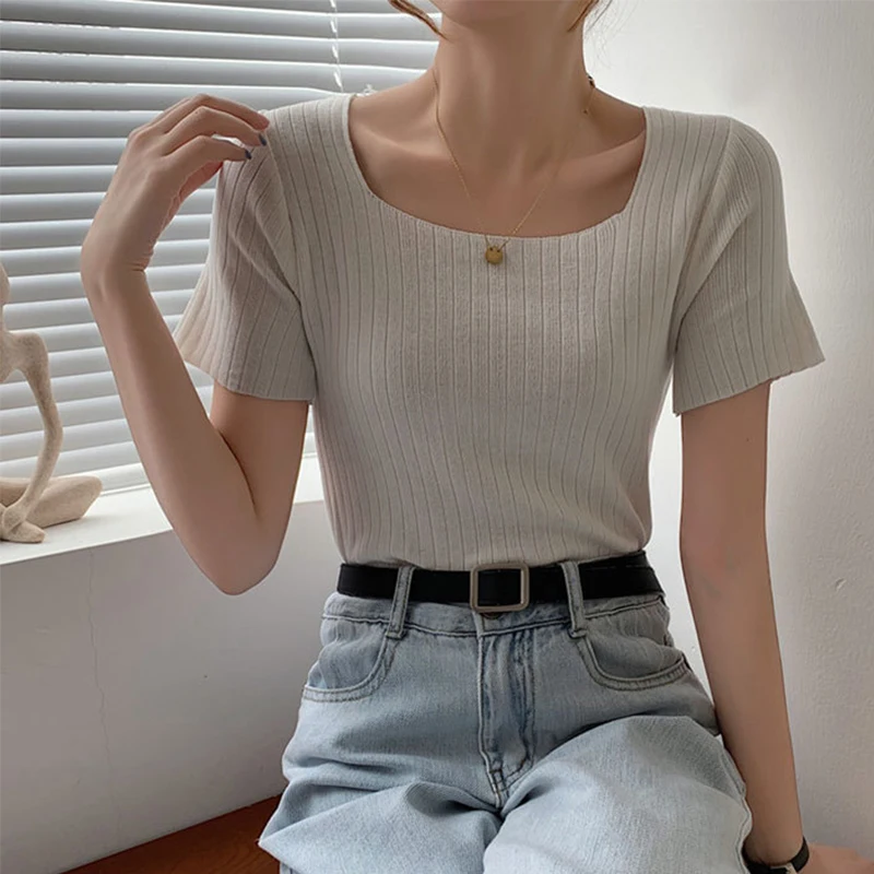 Summer Women Clothing Tops Square Collar Short Sleeves Cropped Tops T-shirts Woman Solid Color Blouse Cotton Slim Harajuku Women
Summer Women Clothing Tops Square Collar Short Sleeves Cropped Tops T-shirts Woman Solid Color Blouse Cotton Slim Harajuku Women