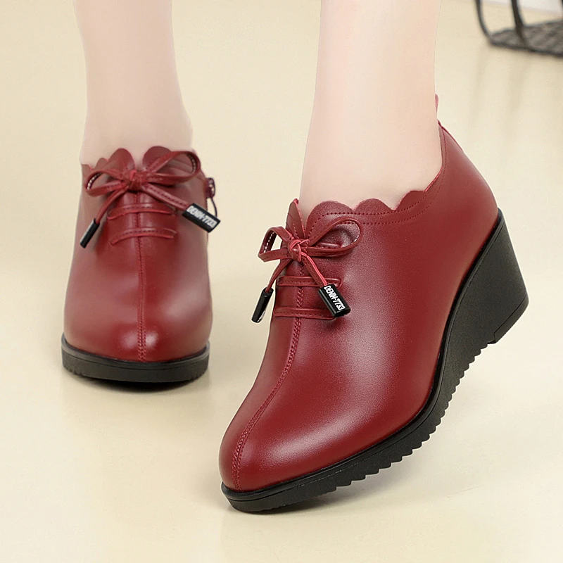 Womens Pump Gothic Shoes Ankle Strap High Chunky Heels Platform Punk Creepers Shoes Female Fashion Buckle Comfortable 
Womens Pump Gothic Shoes Ankle Strap High Chunky Heels Platform Punk Creepers Shoes Female Fashion Buckle Comfortable