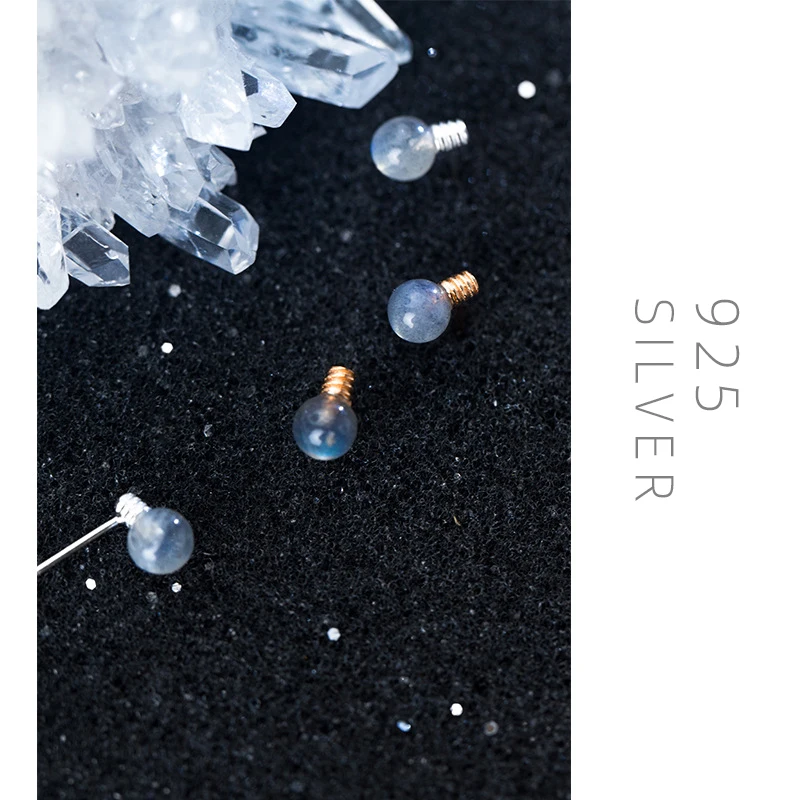 Colusiwei Hot Sale 100% 925 Sterling Silver Cute Little Bulb Blue Crystal Stud Earrings for Women Fashion Jewelry Brincos
Colusiwei Hot Sale 100% 925 Sterling Silver Cute Little Bulb Blue Crystal Stud Earrings for Women Fashion Jewelry Brincos