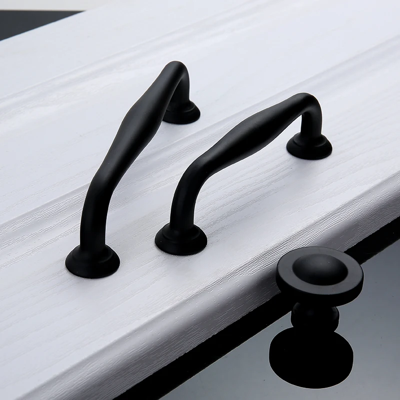 American Cabinet Drawer Handle Mute Black Wardrobe Door Handle Modern Minimalist European Single Hole Hardware Handles 926
American Cabinet Drawer Handle Mute Black Wardrobe Door Handle Modern Minimalist European Single Hole Hardware Handles 926