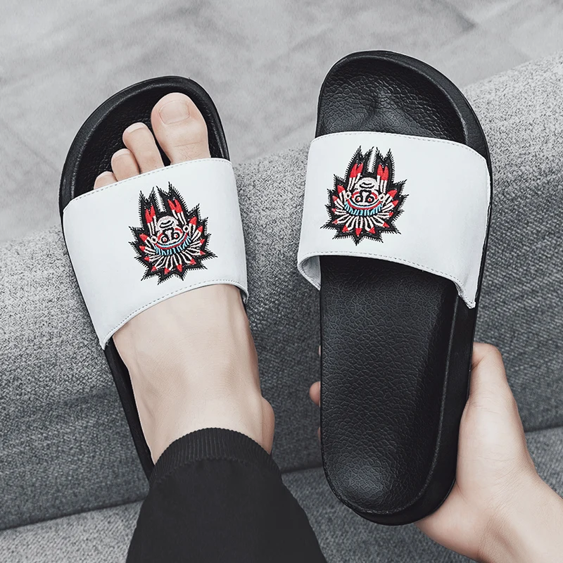Outdoor Brand Casual Slippers Men Men's Summer Shoes Flip Flop Sandy Beach High Quality Home For Non-slip Sandals Simplicity
Outdoor Brand Casual Slippers Men Men's Summer Shoes Flip Flop Sandy Beach High Quality Home For Non-slip Sandals Simplicity