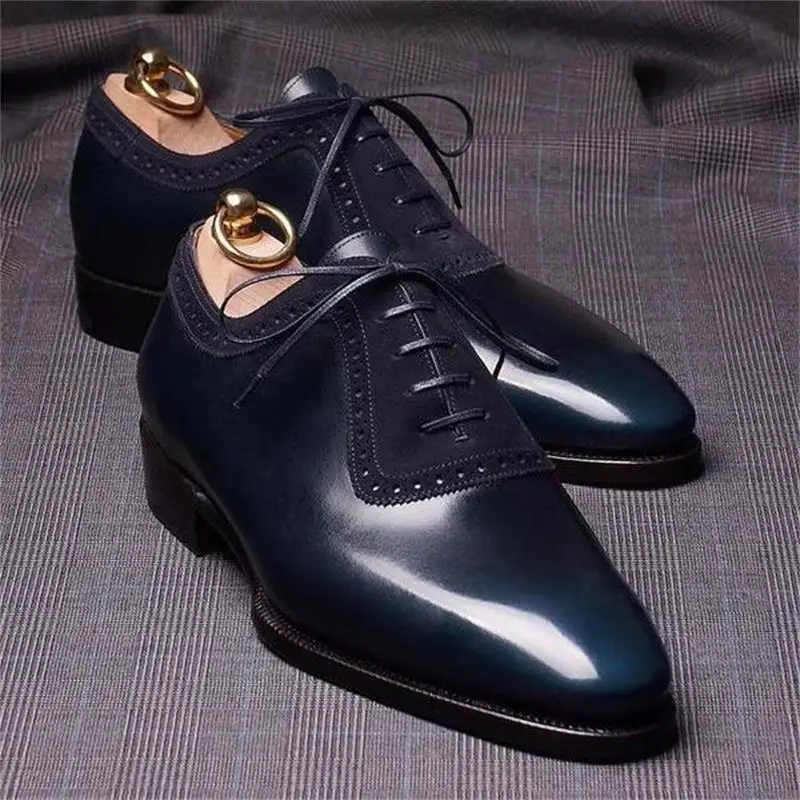 2021 New Men Fashion Business Dress Shoes Handmade Black Blue PU Pointed Toe Low Heel Lace Classic High-end Oxford Shoes HL858 
2021 New Men Fashion Business Dress Shoes Handmade Black Blue PU Pointed Toe Low Heel Lace Classic High-end Oxford Shoes HL858