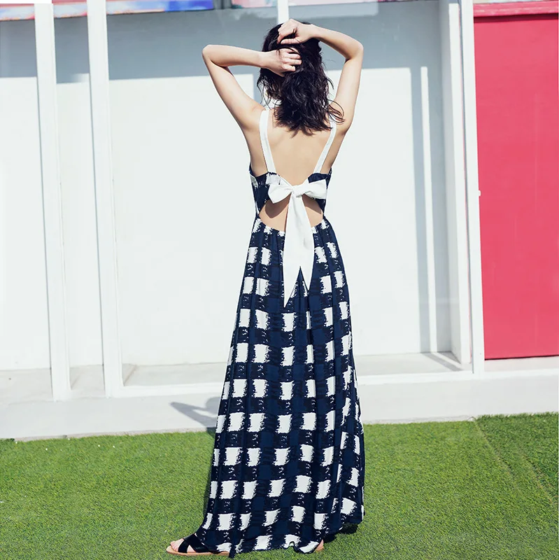 Plaid Fairy Backless Strap Dress Summer Slim Body Beach Blue Dress Elegant Vestido Women 2021 New Seaside Vacation Long Dress
Plaid Fairy Backless Strap Dress Summer Slim Body Beach Blue Dress Elegant Vestido Women 2021 New Seaside Vacation Long Dress