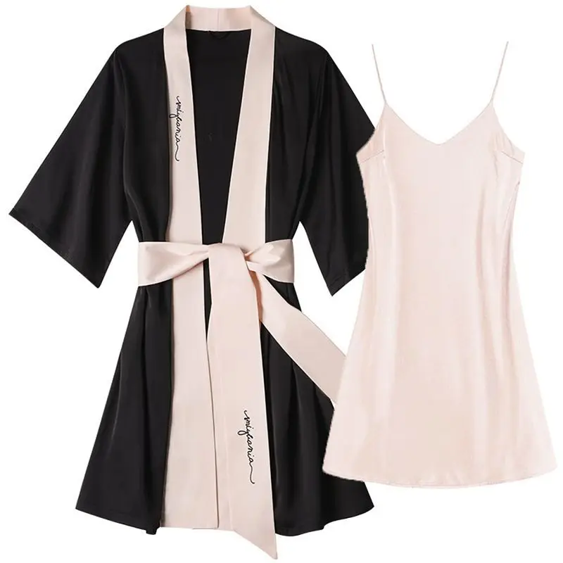 Luxury Sleepwear Robes Nightgown Patchwork Sleep Wear Peignoirs Night Dresses Night Gown and Robe Sets for Women 2021
Luxury Sleepwear Robes Nightgown Patchwork Sleep Wear Peignoirs Night Dresses Night Gown and Robe Sets for Women 2021