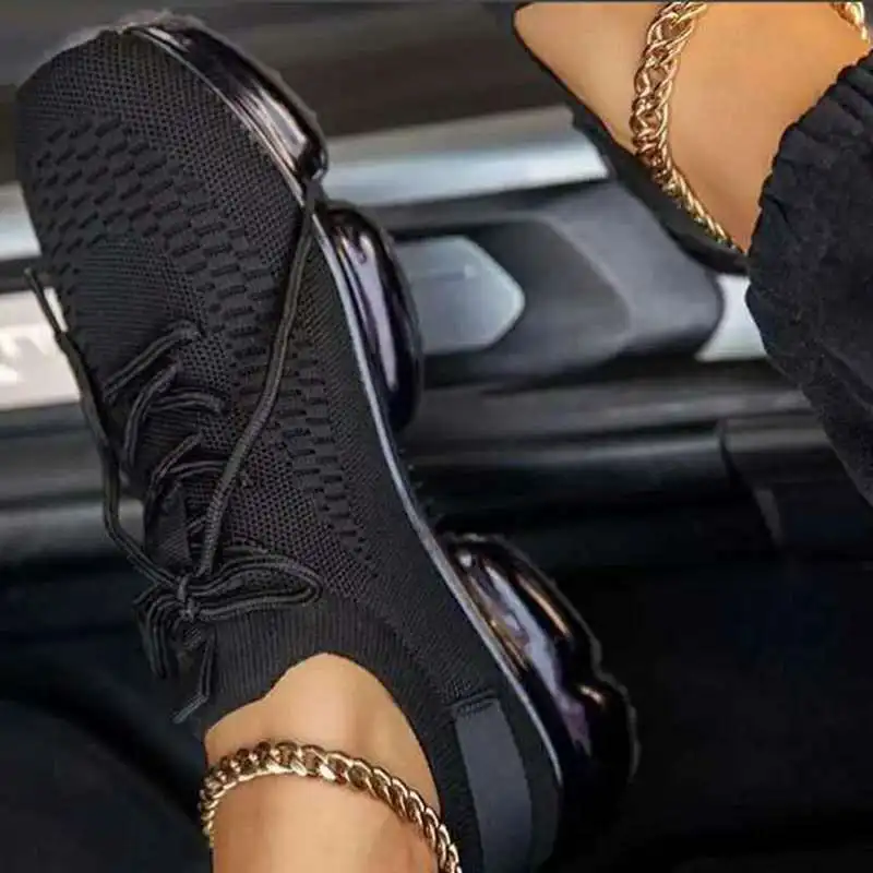 Women Casual Shoes Fashion Breathable Walking Mesh Lace Up Flat Shoes Sneakers Women 2020 Tenis Feminino Pink Black White
Women Casual Shoes Fashion Breathable Walking Mesh Lace Up Flat Shoes Sneakers Women 2020 Tenis Feminino Pink Black White