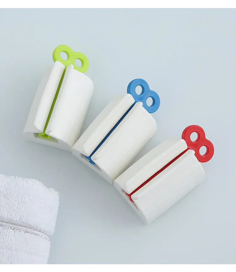 Multi-functional Toothpaste Dispenser Facial Cleanser Squeezer Clips Rolling Toothpaste Squeezer Tube Bathroom Accessories
Multi-functional Toothpaste Dispenser Facial Cleanser Squeezer Clips Rolling Toothpaste Squeezer Tube Bathroom Accessories