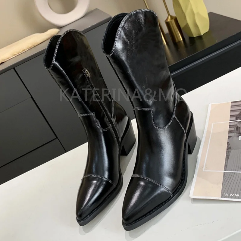 Женские ботинки из натуральной кожи, с острым носком, на молнии сбоку
Женские ботинки из натуральной кожи, с острым носком, на молнии сбоку