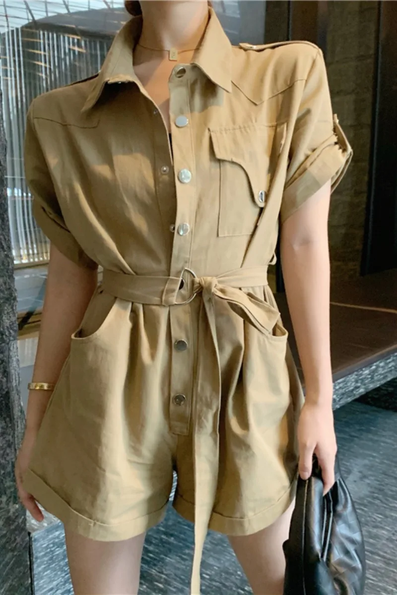 Women's summer wide-leg cargo shorts temperament goddess fan waist jumpsuit
Women's summer wide-leg cargo shorts temperament goddess fan waist jumpsuit