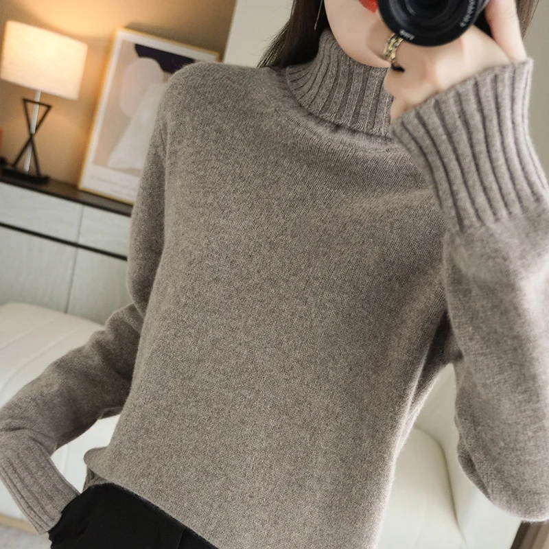 High lapel thickened 100% pure wool sweater for fall/winter women's new style loose lazy sweater knit sweater bottoming shirt bl
High lapel thickened 100% pure wool sweater for fall/winter women's new style loose lazy sweater knit sweater bottoming shirt bl