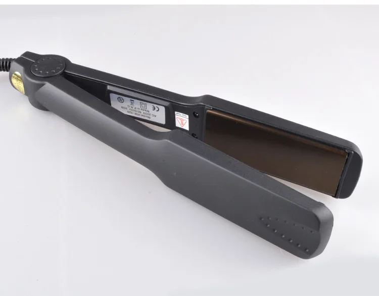 Electric splint hair straightener hair straightener clip hair inner buckle electric splint
Electric splint hair straightener hair straightener clip hair inner buckle electric splint