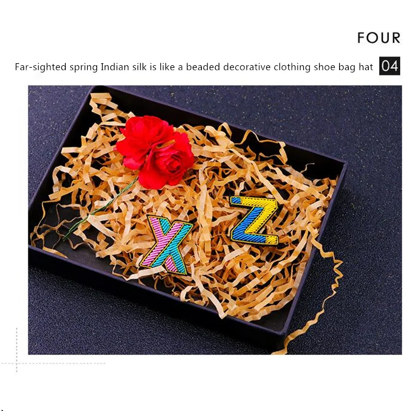 Hand-embroidered XZ letter brooch men and women accessories Indian silk badge creative brooch
Hand-embroidered XZ letter brooch men and women accessories Indian silk badge creative brooch