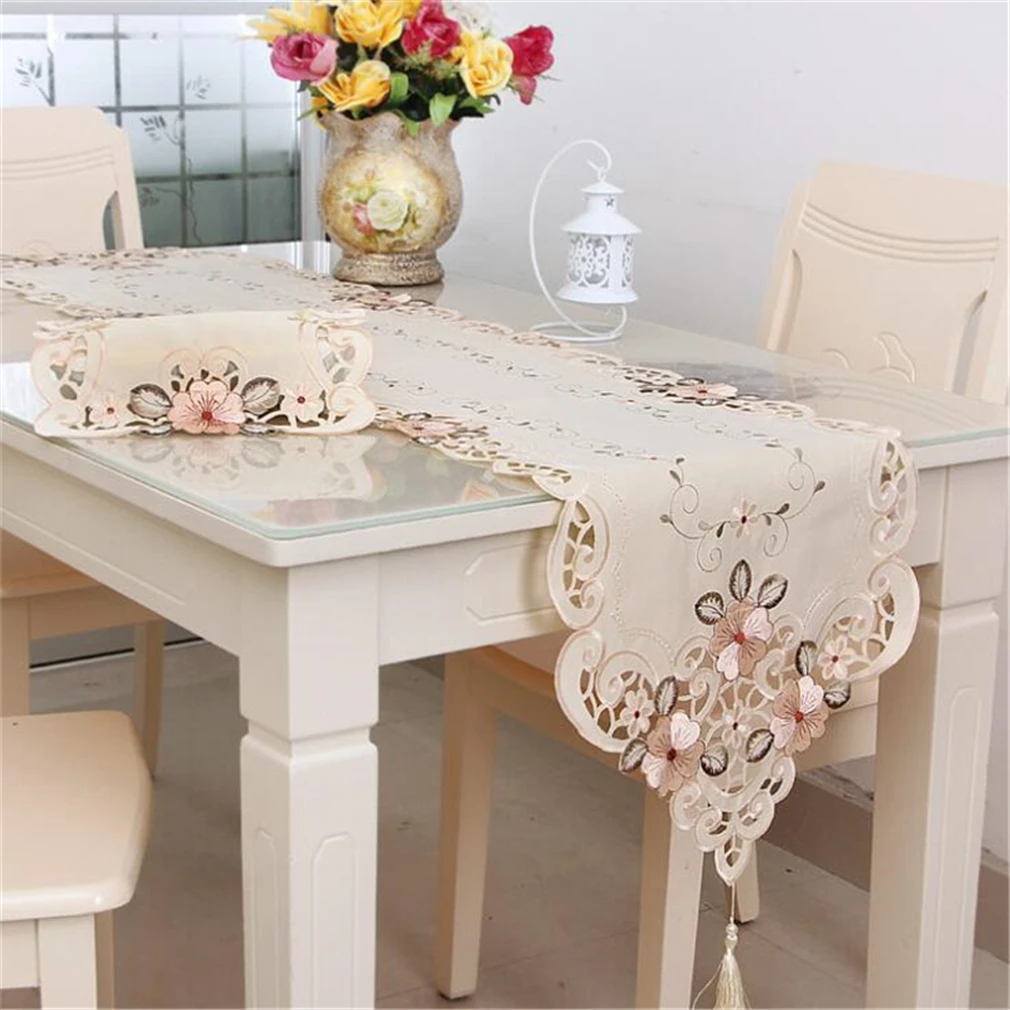 Printed Table Runner Classical Embroidered European Rectangular Tablecloth Tablecloth For Home Table Decoration
Printed Table Runner Classical Embroidered European Rectangular Tablecloth Tablecloth For Home Table Decoration