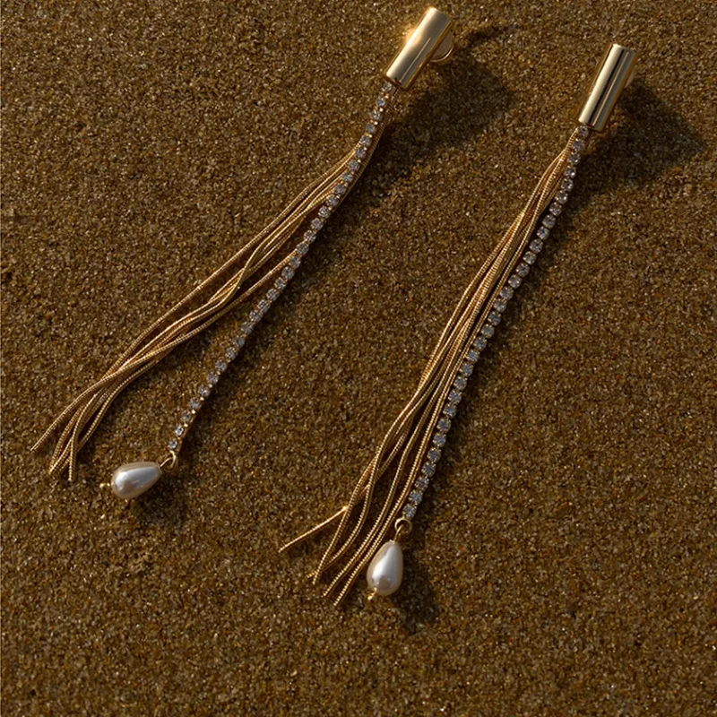 Origin Summer Temperament Gold Color Long Tassel Dangle Earring for Women Imitation Pearl Rhinestone Earring Jewelry Pendientes
Origin Summer Temperament Gold Color Long Tassel Dangle Earring for Women Imitation Pearl Rhinestone Earring Jewelry Pendientes