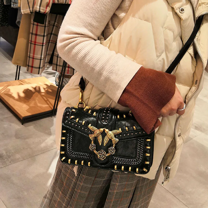Bags for Women 2021 New Retro Rivet Mini Chain Bird Bacchus Shoulder Messenger Bag Luxury Brand Handbags Purses and Handbags Gg
Bags for Women 2021 New Retro Rivet Mini Chain Bird Bacchus Shoulder Messenger Bag Luxury Brand Handbags Purses and Handbags Gg