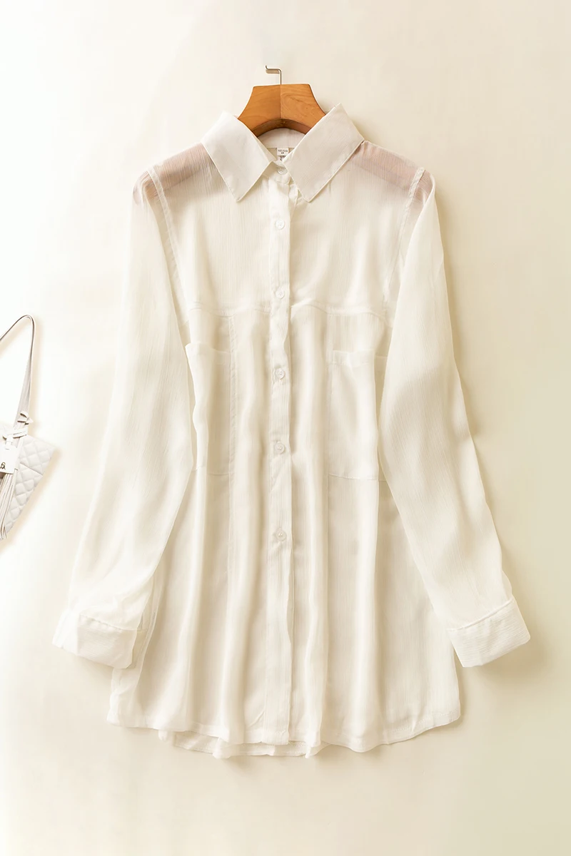 Spring and summer fashion all-match long-sleeved temperament lapel light and solid color loose slim shirt women
Spring and summer fashion all-match long-sleeved temperament lapel light and solid color loose slim shirt women