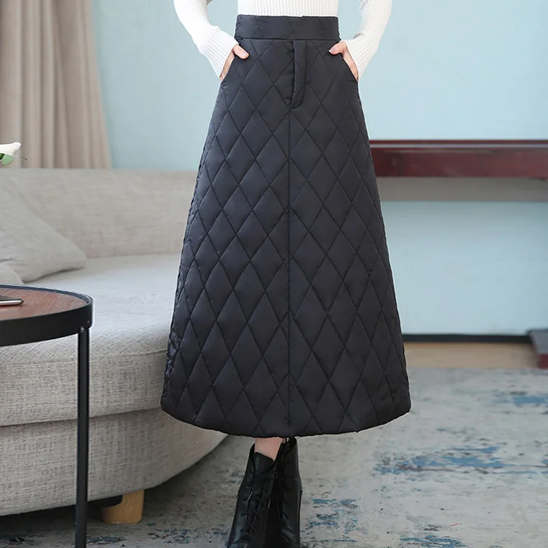 Korean Fashion Down Cotton Women's Skirt 2021 Black Plaid Midi A-line Skirt Thick Warm Large Swing Winter Skirt Female M-3XL
Korean Fashion Down Cotton Women's Skirt 2021 Black Plaid Midi A-line Skirt Thick Warm Large Swing Winter Skirt Female M-3XL