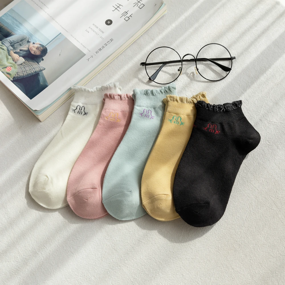 5 Pairs Women Breathable Socks Jacquard Rabbit Knitting Bright Fungus Edge Sock Comfortable Cotton Ankle Socks Wholesale
5 Pairs Women Breathable Socks Jacquard Rabbit Knitting Bright Fungus Edge Sock Comfortable Cotton Ankle Socks Wholesale