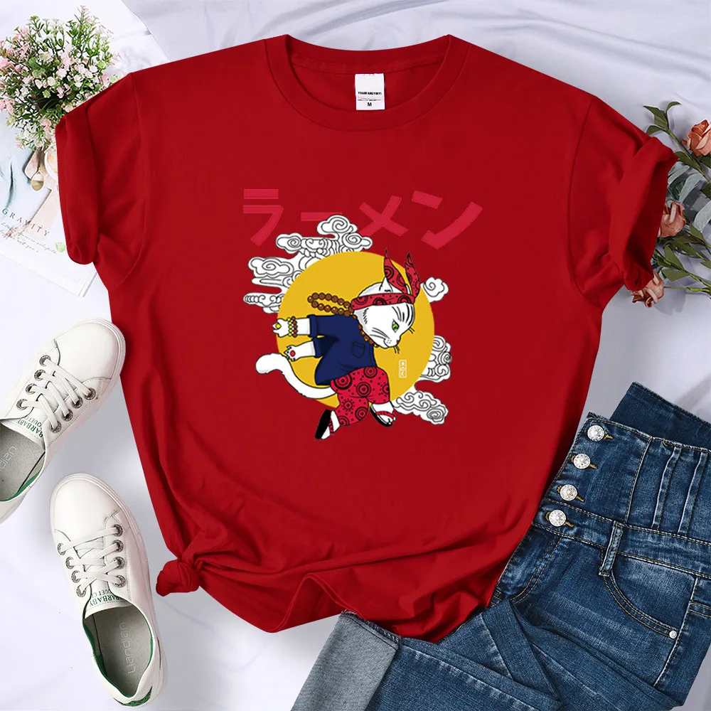 Japan Anime Printing Female Tshirts Simplicity Fit Cotton T-shirts Summer High Quality Tshirt Creativity Loose T Shirt Woman
Japan Anime Printing Female Tshirts Simplicity Fit Cotton T-shirts Summer High Quality Tshirt Creativity Loose T Shirt Woman