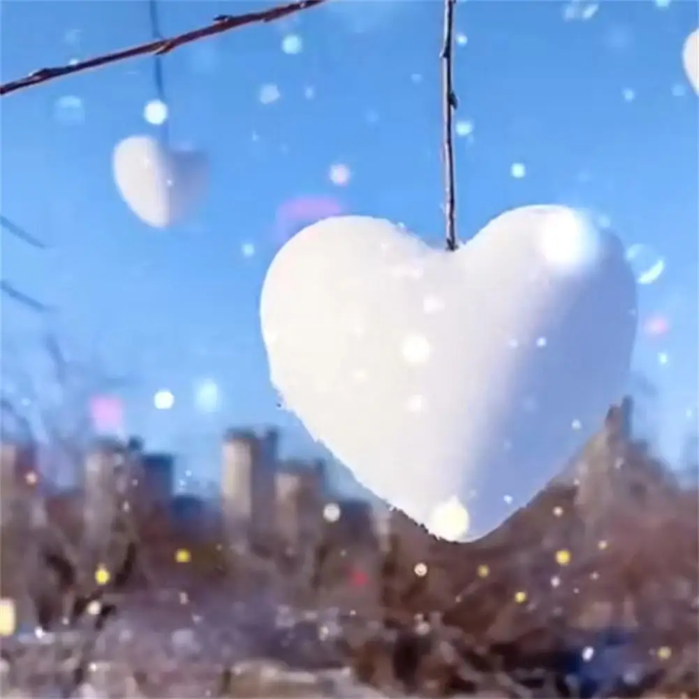 Genuine RCtown Heart Shaped Snowball Maker Clip Winter Sand Ball Mold Clamp Kids Toy 
Genuine RCtown Heart Shaped Snowball Maker Clip Winter Sand Ball Mold Clamp Kids Toy