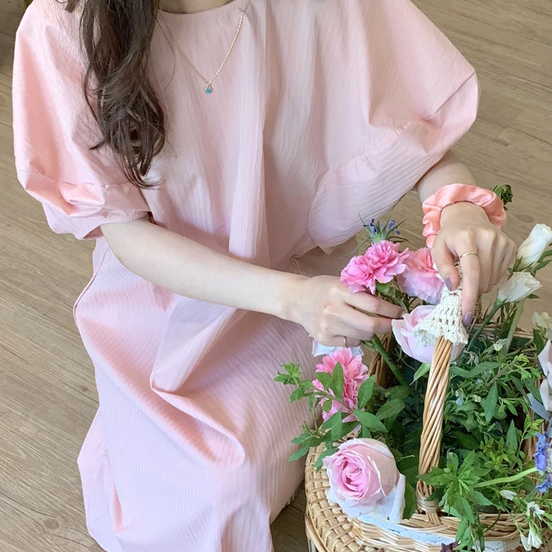 Vigorous Girl Korean Chic Summer Show Light Pink Cute Youth-Looking Puff Sleeve All-Match Loose round Neck Dress 
Vigorous Girl Korean Chic Summer Show Light Pink Cute Youth-Looking Puff Sleeve All-Match Loose round Neck Dress
