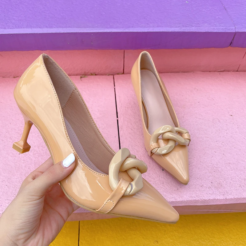 Big Size Shoes For Women Sandals 2021 Autumn New Fashion High Heels Pointed Toe High-Heeled Slip-On Woman Pumps Female Shoes
Big Size Shoes For Women Sandals 2021 Autumn New Fashion High Heels Pointed Toe High-Heeled Slip-On Woman Pumps Female Shoes