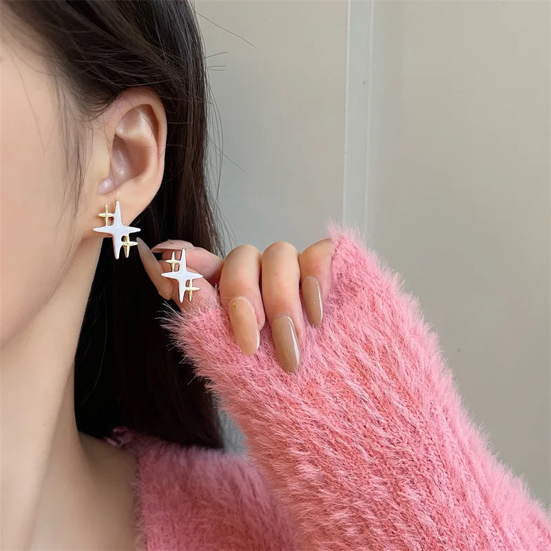 Модные серьги-гвоздики для женщин, эффектные корейские милые серьги со звездами, модные украшения, оптовая продажа, новинка 2021
Модные серьги-гвоздики для женщин, эффектные корейские милые серьги со звездами, модные украшения, оптовая продажа, новинка 2021