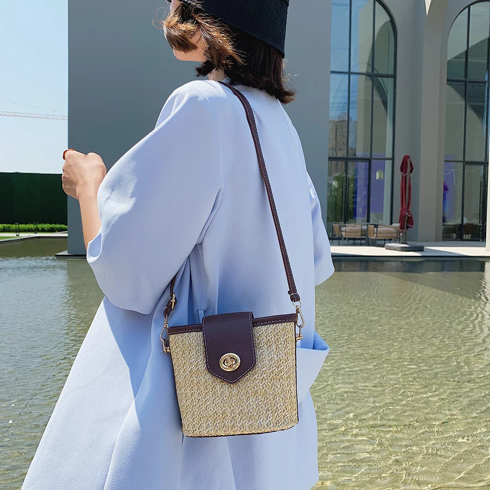 2021 Shoulder Bags Casual Handbags Women Fashion Woven PU Patchwork Shoulder Bag Ladies Mini Bucket Messenger Bags
2021 Shoulder Bags Casual Handbags Women Fashion Woven PU Patchwork Shoulder Bag Ladies Mini Bucket Messenger Bags