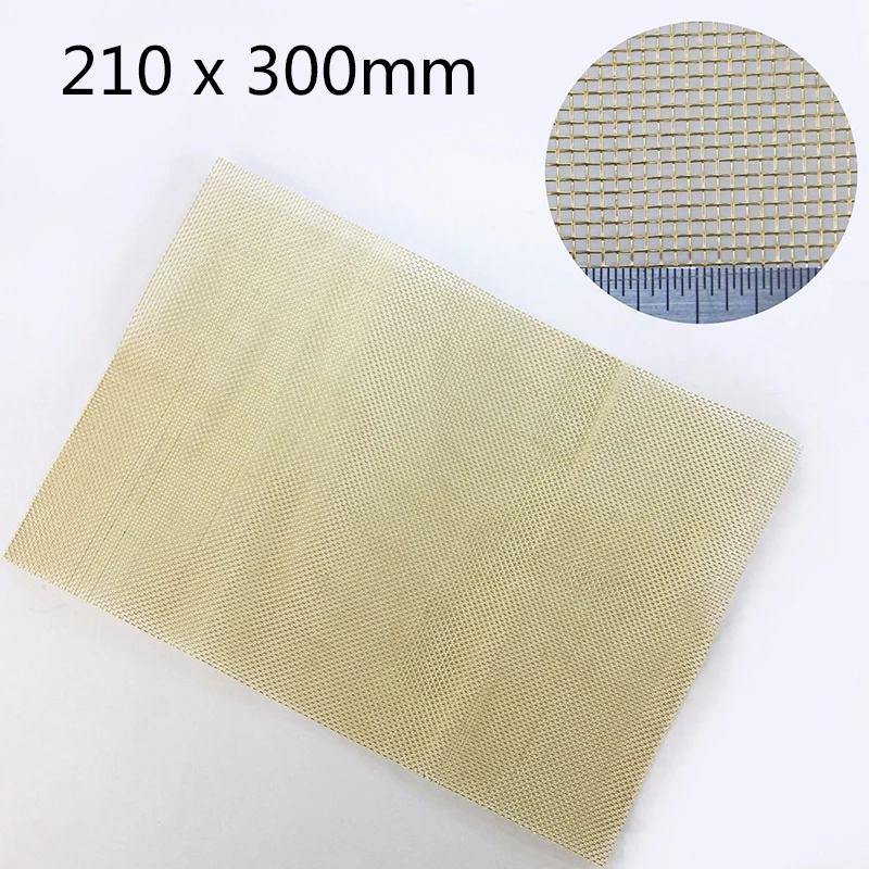 Practical Brass Filter Brass Woven Wire Mesh Plain Weave Plain weave Wire Coarse brass woven wire mesh Brass (65/35)
Practical Brass Filter Brass Woven Wire Mesh Plain Weave Plain weave Wire Coarse brass woven wire mesh Brass (65/35)