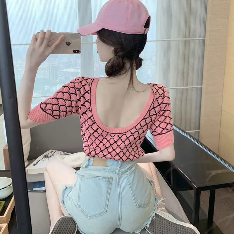 Web celebrity sexy baring back foreign style slim short sleeve top summer all-match diamond grid ice silk pullover sweater femal
Web celebrity sexy baring back foreign style slim short sleeve top summer all-match diamond grid ice silk pullover sweater femal