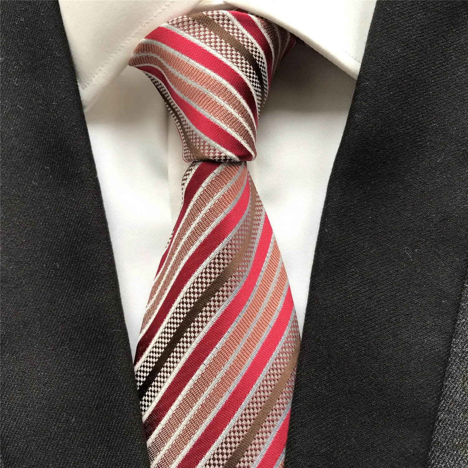 10 cm Width New Designer Men's Ties Jacquard Woven Neck Tie Fashion Red Stripes Gravatas Neckties
10 cm Width New Designer Men's Ties Jacquard Woven Neck Tie Fashion Red Stripes Gravatas Neckties