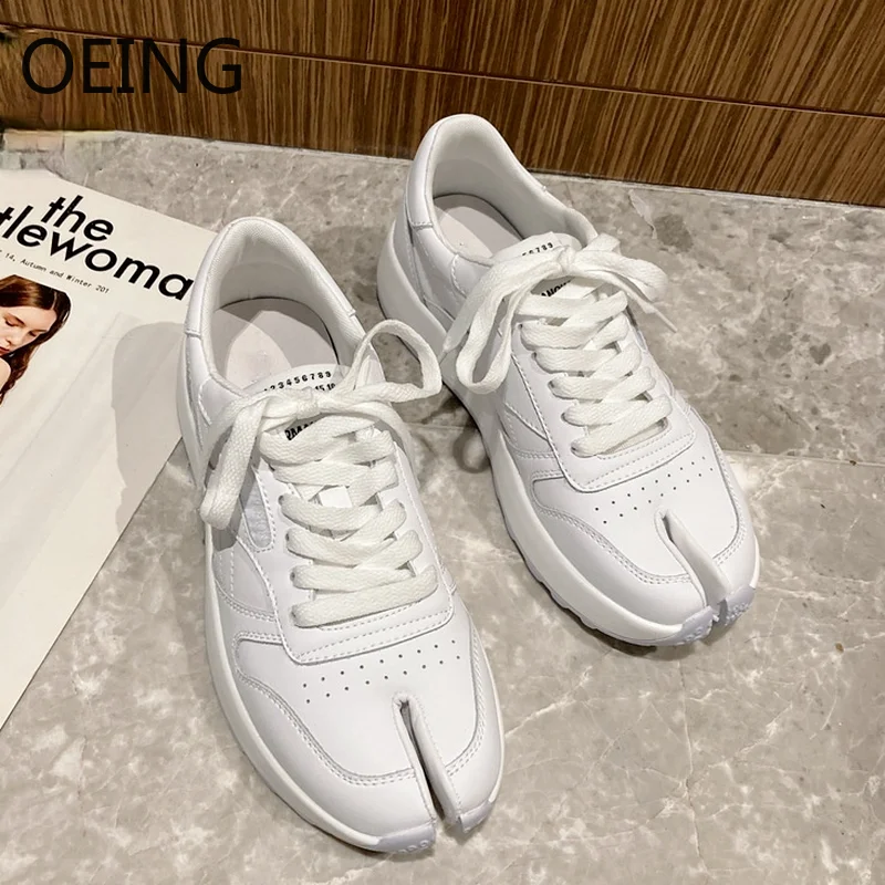 2021 Spring Autumn Women Split Toe Sneakers Ladies Casual Breathable Female Vulcanized Shoes Lace Up Woman Comfort Walking Shoes
2021 Spring Autumn Women Split Toe Sneakers Ladies Casual Breathable Female Vulcanized Shoes Lace Up Woman Comfort Walking Shoes