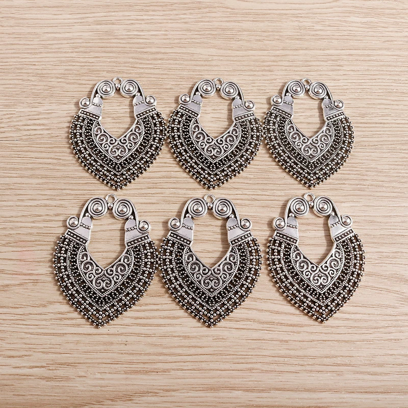 4pcs 37*48mm Vintage Silver Color Hollow Love Heart Charms for Jewelry Making Bohemian Pendants Necklaces Earrings Crafts Gift
4pcs 37*48mm Vintage Silver Color Hollow Love Heart Charms for Jewelry Making Bohemian Pendants Necklaces Earrings Crafts Gift