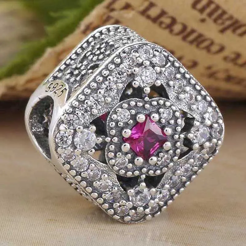 Подвеска-Талисман из серебра 925 пробы с хрустальными бусинами
Подвеска-Талисман из серебра 925 пробы с хрустальными бусинами