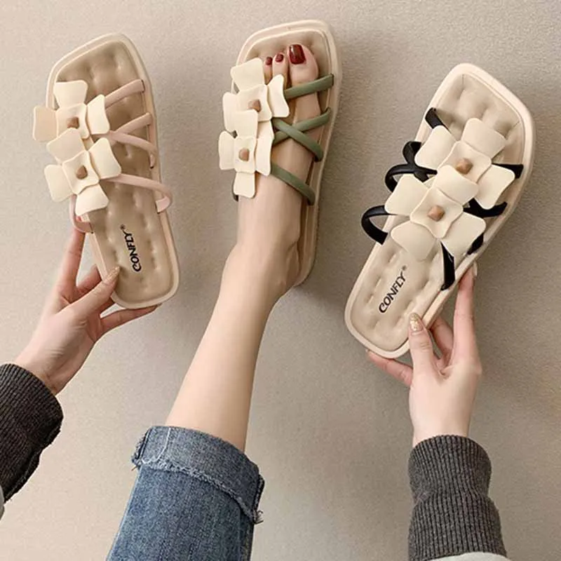 2021 ladies sandals and slippers wear new flowers summer fashion soft bottom non-slip student net red fairy style slippers
2021 ladies sandals and slippers wear new flowers summer fashion soft bottom non-slip student net red fairy style slippers