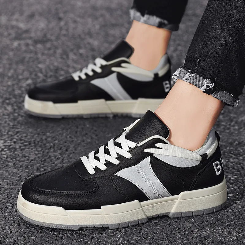 New Men Flat Shoes Autumn Breathable Solid Lace Up Male Shoes Casual Light Comfortable Low Heel Men Shoes 2021 Fashion Sneakers
New Men Flat Shoes Autumn Breathable Solid Lace Up Male Shoes Casual Light Comfortable Low Heel Men Shoes 2021 Fashion Sneakers