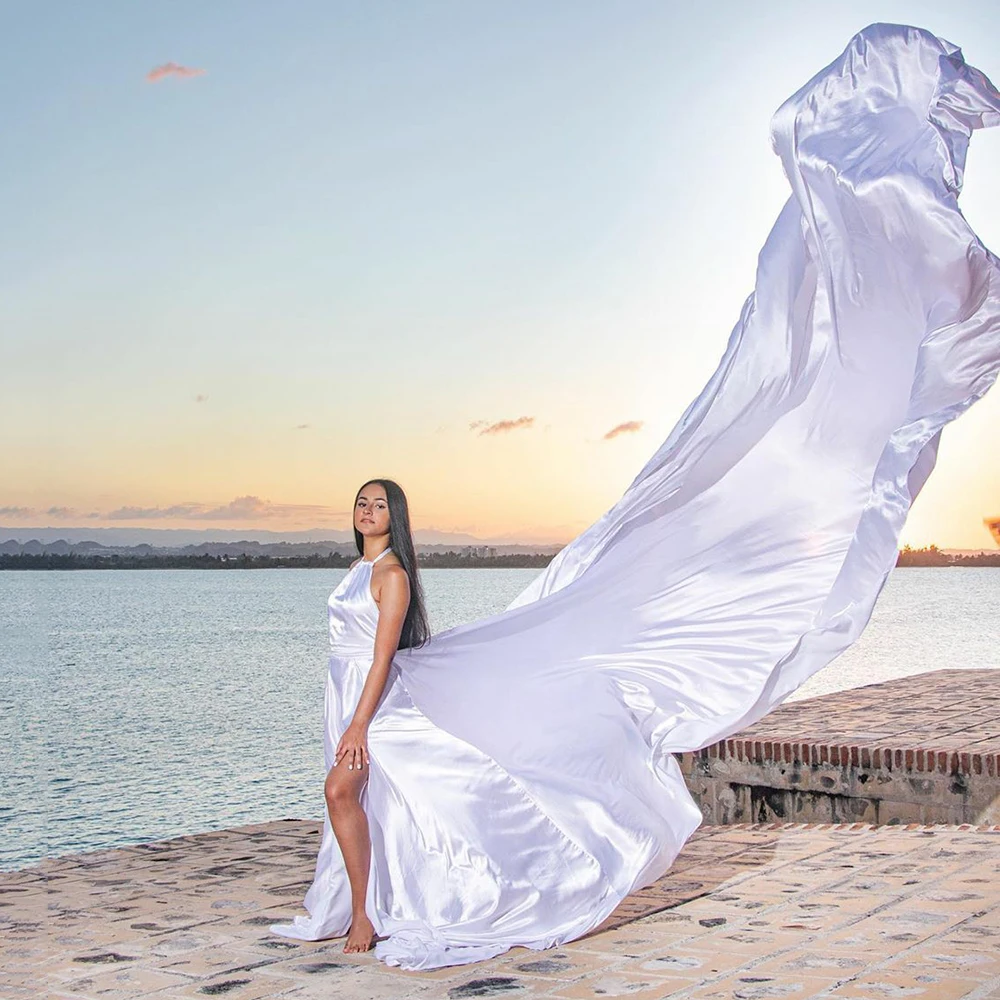 2022 Sexy Backless A Line Silk Satin Beach Evening Dress Halter Neck Sleeveless High Split Prom Party Gown With Long Train
2022 Sexy Backless A Line Silk Satin Beach Evening Dress Halter Neck Sleeveless High Split Prom Party Gown With Long Train