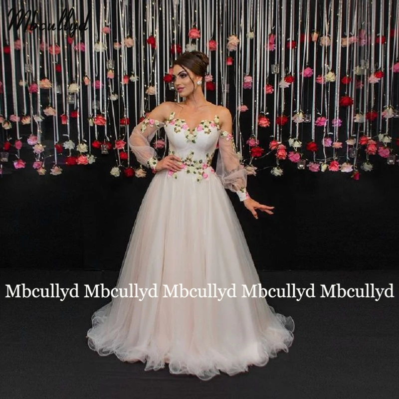 New Boho Beach A Line Tulle Wedding Dresses With Flowers Long Sleeve Country Bridal Gowns Plus Size
New Boho Beach A Line Tulle Wedding Dresses With Flowers Long Sleeve Country Bridal Gowns Plus Size