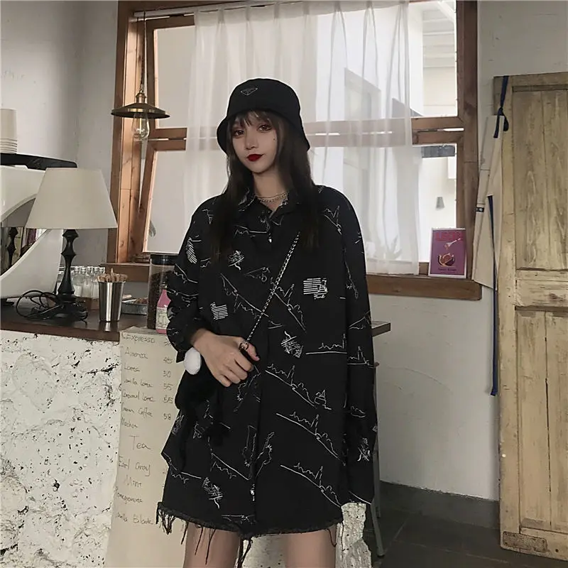 MINGLIUSILI Gothic Shirt Women Spring 2021 Fashion Korean Style Streetwear Button Up Shirt Long Sleeve Graffiti Print Blouse
MINGLIUSILI Gothic Shirt Women Spring 2021 Fashion Korean Style Streetwear Button Up Shirt Long Sleeve Graffiti Print Blouse