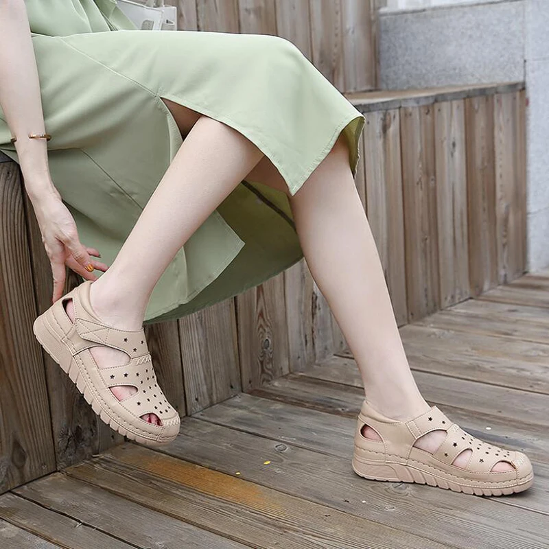 GKTINOO 2021 Women Sandals Sli On Round Female Slippers Casual Comfortable Outdoor Fashion Sunmmer Shoes platform ladies Shoes
GKTINOO 2021 Women Sandals Sli On Round Female Slippers Casual Comfortable Outdoor Fashion Sunmmer Shoes platform ladies Shoes