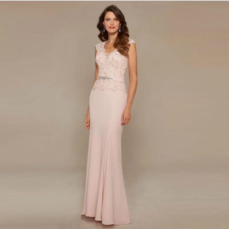 Pink Mother Of The Bride Dresses Mermaid V-Neck Applique Beaded Plus Size Groom Long Mother Dresses For Wedding
Pink Mother Of The Bride Dresses Mermaid V-Neck Applique Beaded Plus Size Groom Long Mother Dresses For Wedding