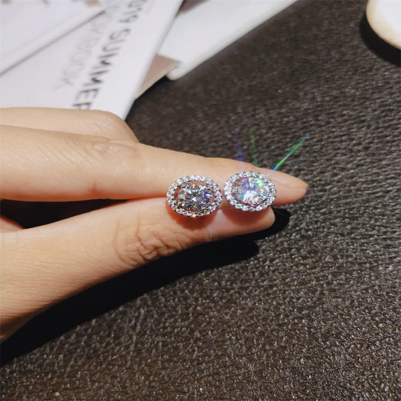Silver Color Simple Round Bling CZ Zircon Crystal Rhinestone Stud Earrings Fashion Korean Jewelry for Women Girl
Silver Color Simple Round Bling CZ Zircon Crystal Rhinestone Stud Earrings Fashion Korean Jewelry for Women Girl