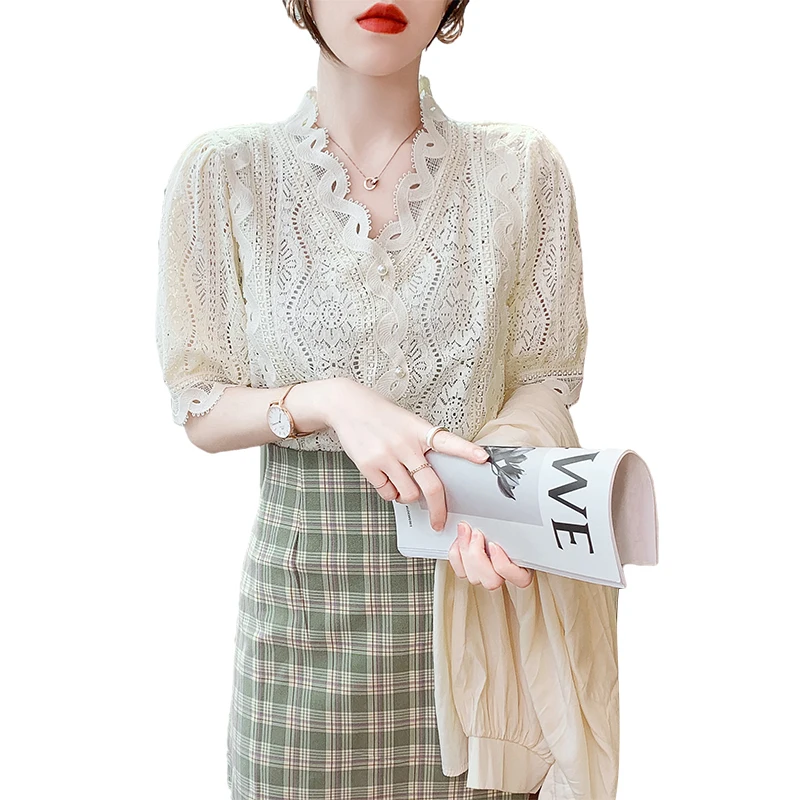 V-neck Lace Shirt Women 2021 Summer New Style Thin All-match Cardigan French Niche Lace Blouse Women
V-neck Lace Shirt Women 2021 Summer New Style Thin All-match Cardigan French Niche Lace Blouse Women