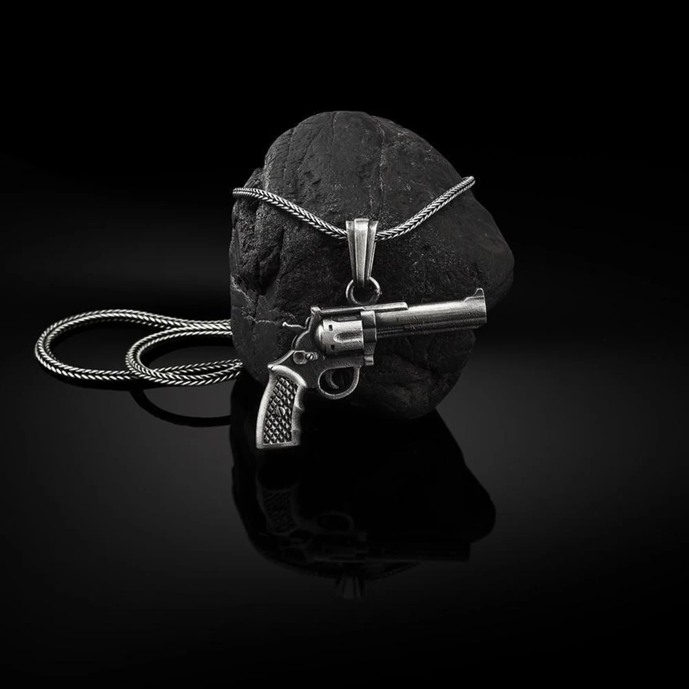 Retro style revolver men's necklace pendant accessories pure tin weapon pendant men's necklace
Retro style revolver men's necklace pendant accessories pure tin weapon pendant men's necklace
