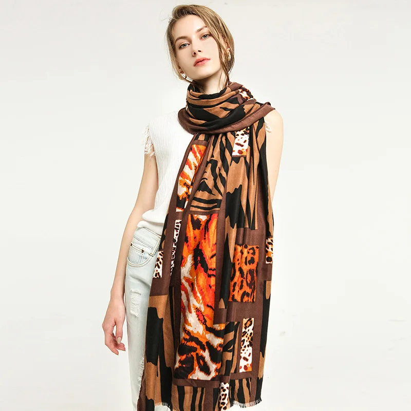 2021 Women Keep Warm Cotton Linen Scarf Lady Soft Wraps Patchwork Leopard Print Shawls Female Elegant Hijab 180x90cm
2021 Women Keep Warm Cotton Linen Scarf Lady Soft Wraps Patchwork Leopard Print Shawls Female Elegant Hijab 180x90cm