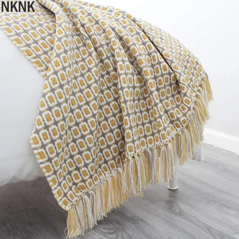 New Nordic American Pastoral Wind-covered Blanket INS Knitted Throws For Sofa Simple Style Yellow Check Pattern Blanket
New Nordic American Pastoral Wind-covered Blanket INS Knitted Throws For Sofa Simple Style Yellow Check Pattern Blanket