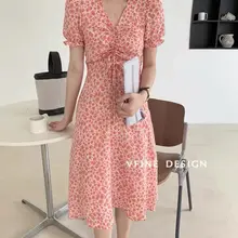 2021: sweet and thin, small design, small crowd rose idyllic short sleeve V-neck floral dress, female [delivery within 15 days]